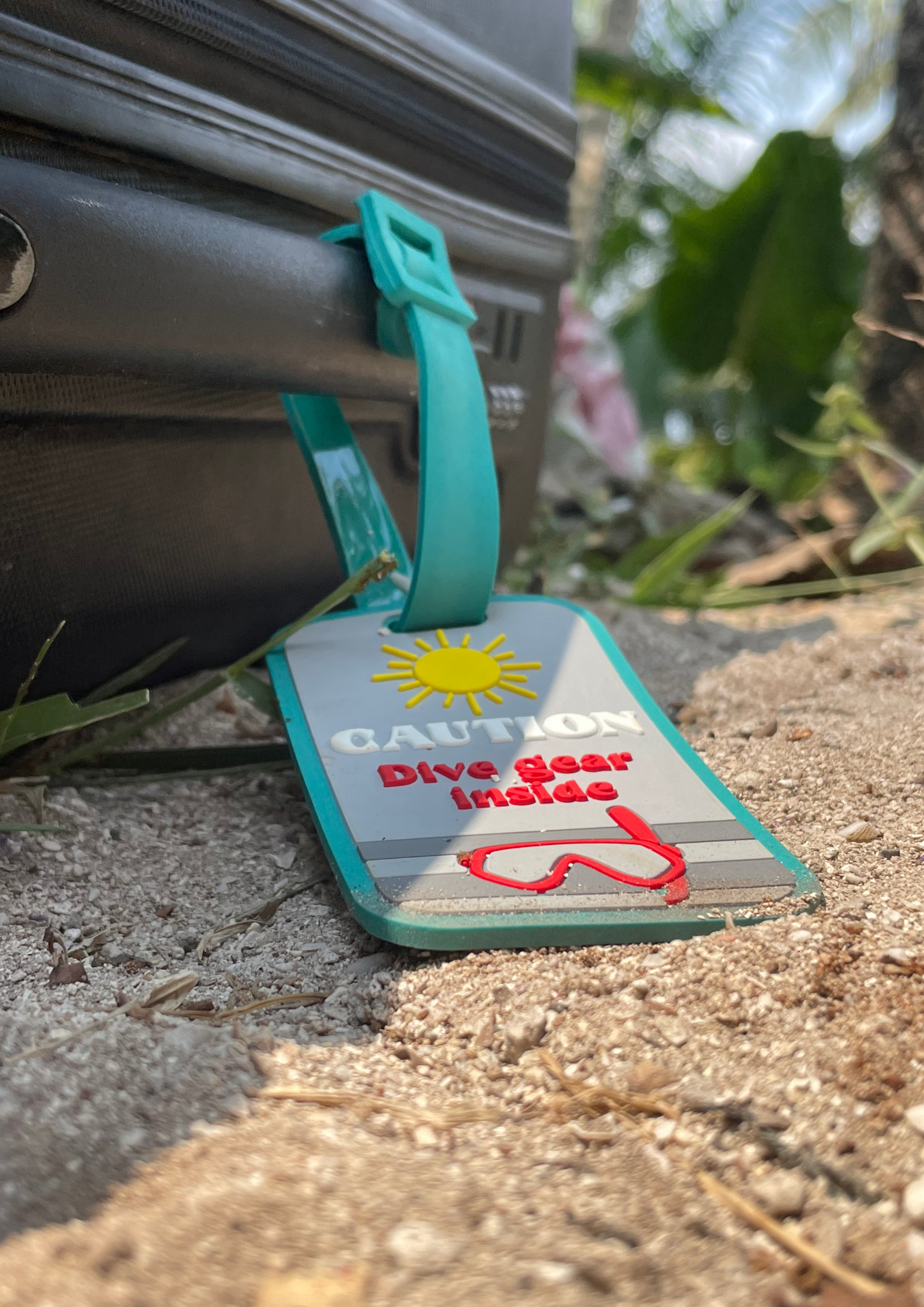 Dive Gear Inside Luggage Tag